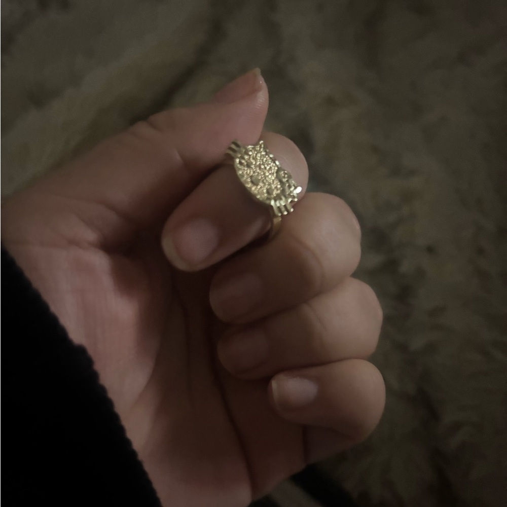Hello kitty 10k gold ring